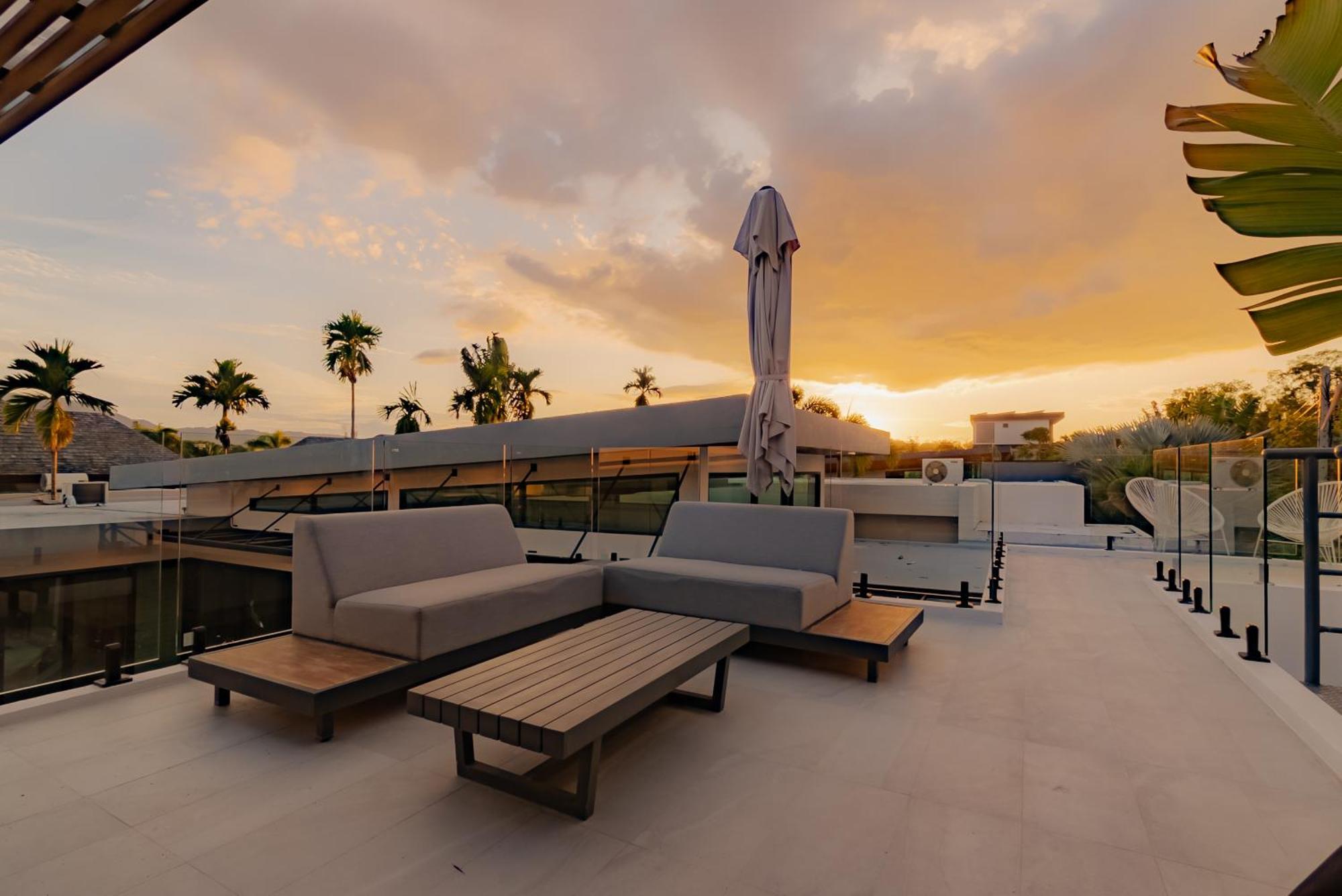 Fully Renovated Pool 4br Bangtao And Layan In Cheong Thalea, Phuket
