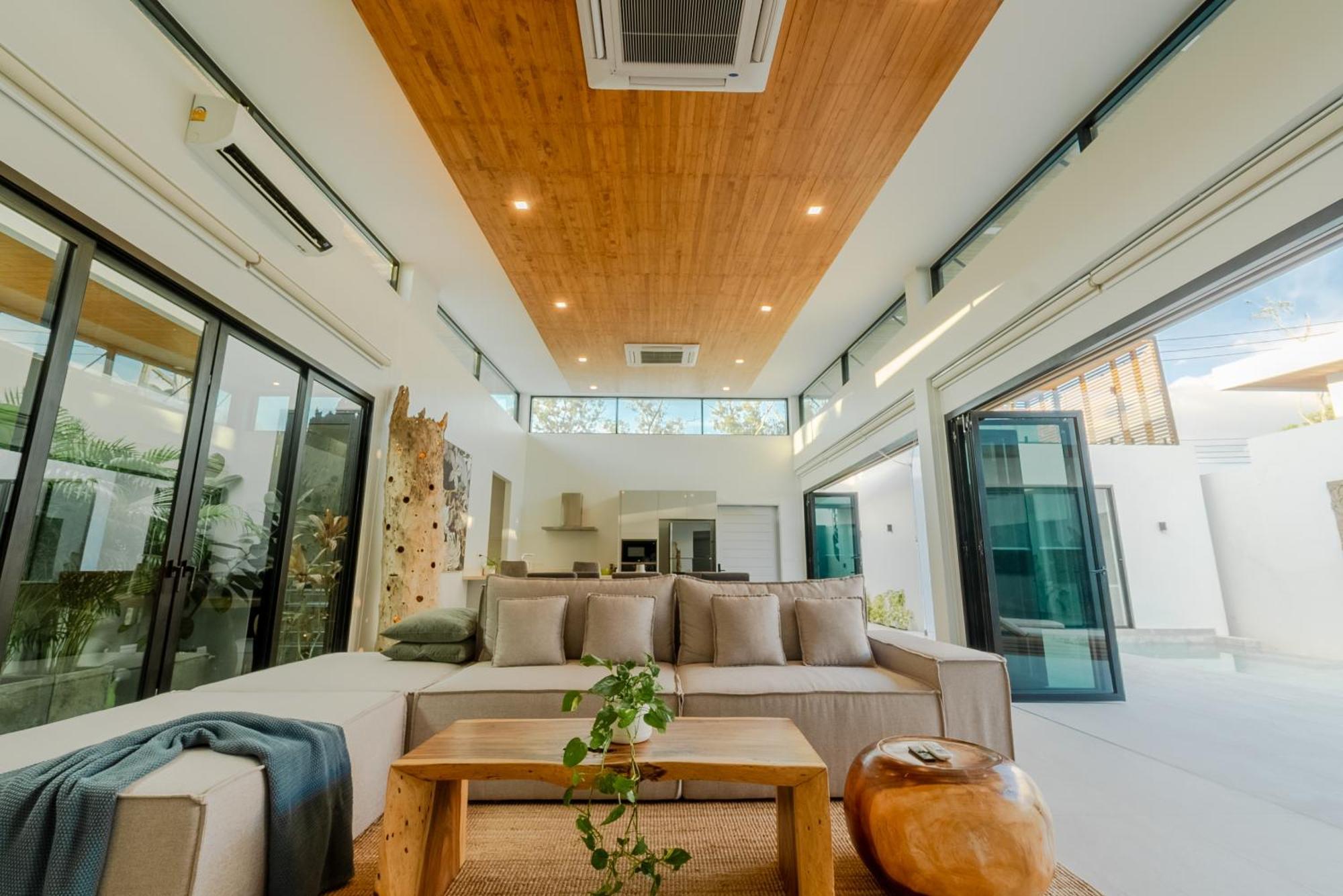 Fully Renovated Pool 4br Bangtao And Layan In Cheong Thalea,