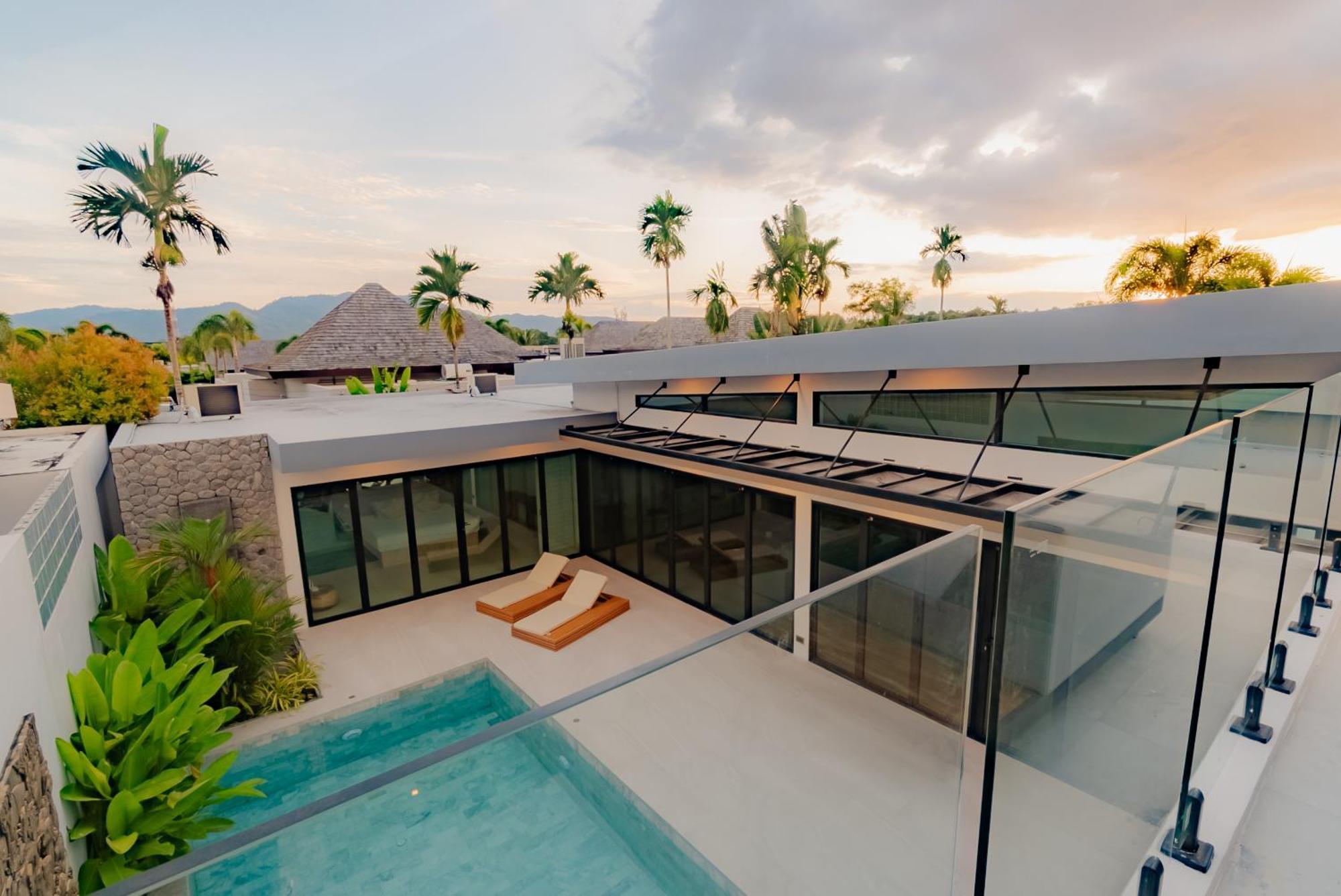 Villa Fully Renovated Pool 4br Bangtao And Layan In Cheong Thalea, Phuket
